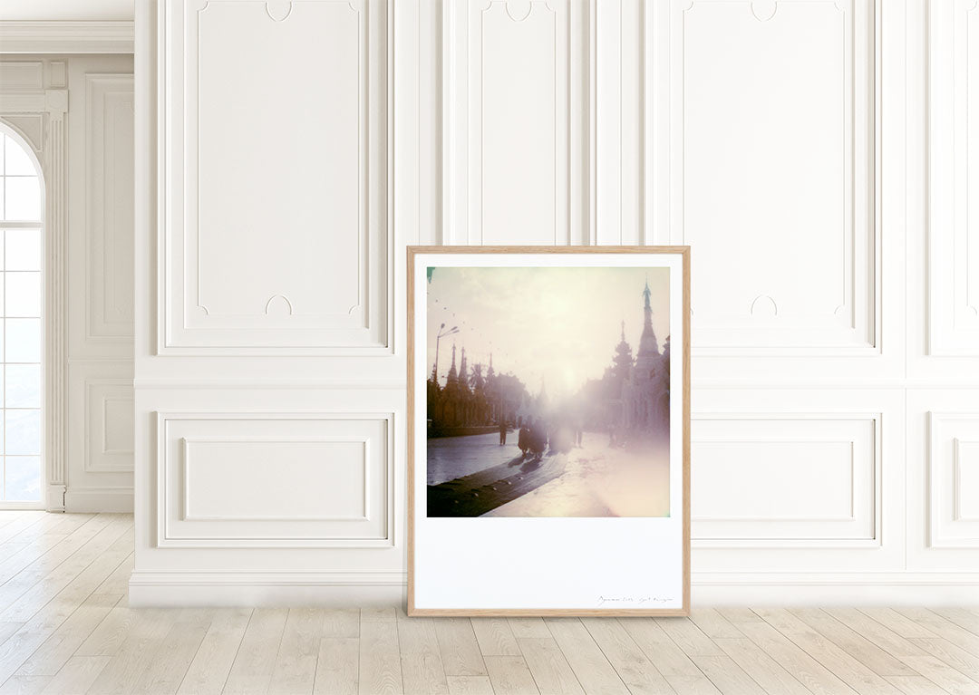 Décoration tirage Polaroid moines Yangon Birmanie